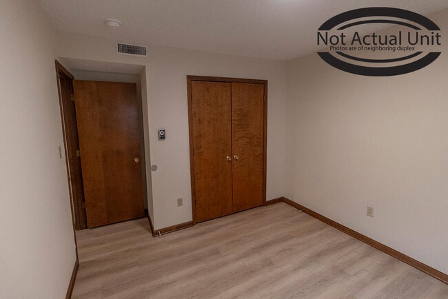 Building Photo - 3314 Belle Meade Dr