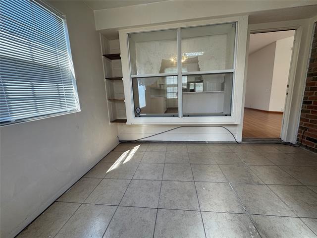 Building Photo - 1418 Jennifer Dr