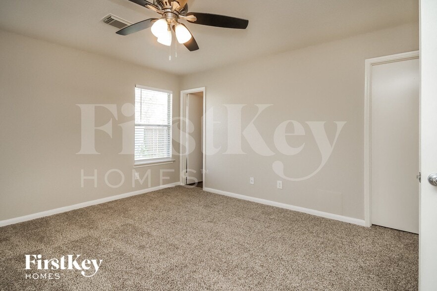 Building Photo - 17118 Carshalton Ct