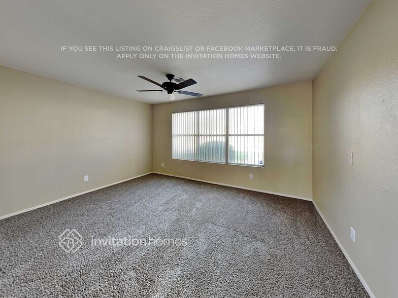 Building Photo - 12740 W Holly St