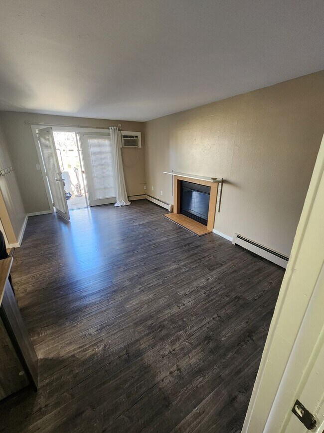 Building Photo - Niwot Condo