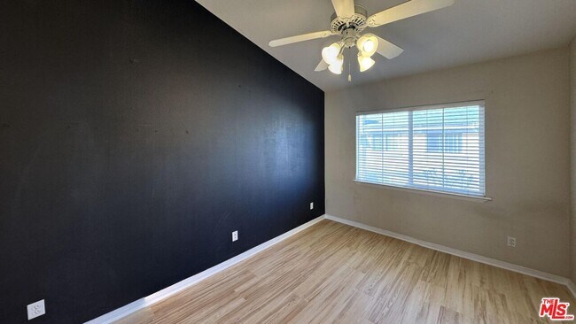 Building Photo - 5730 S Glennie Ln