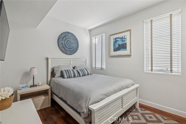 Building Photo - 610 Marigold Ave