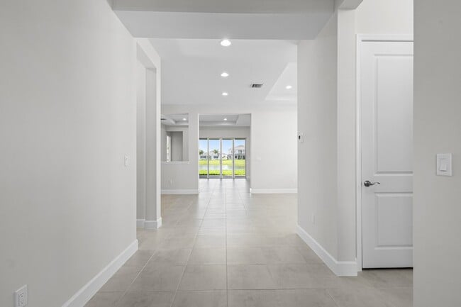 Building Photo - 14200 Lacebark Ln