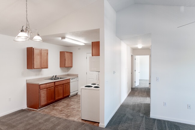 Building Photo - Chesapeake Landing