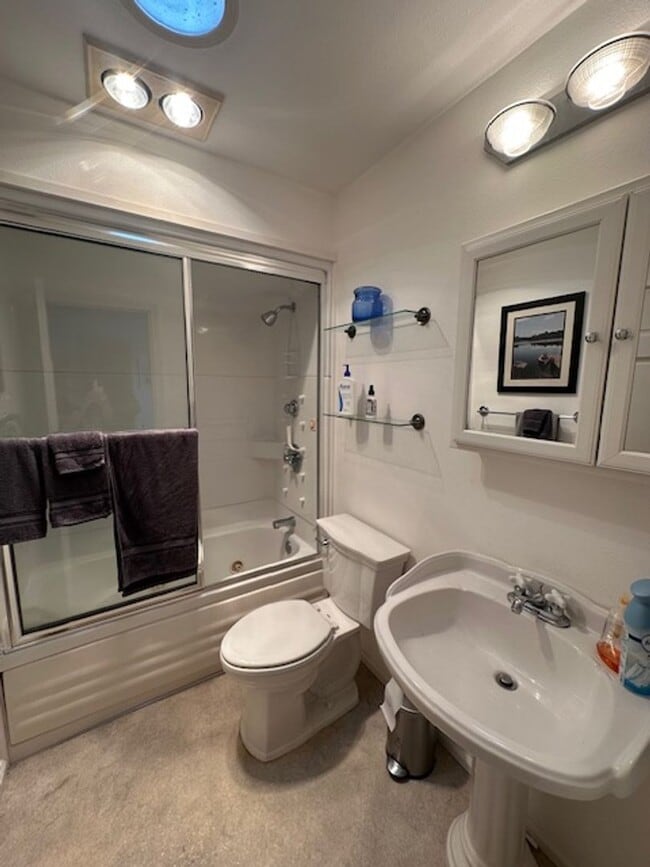 Building Photo - 93997 Pebble Pl
