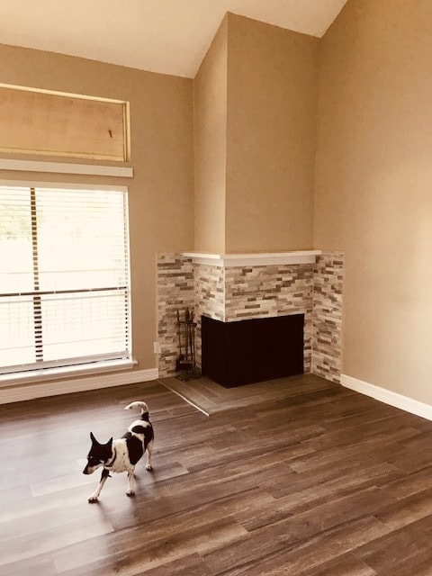 Building Photo - 8439 Sands Point Dr