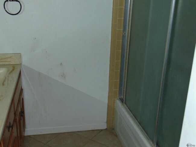 Building Photo - 10454 S Del Montes