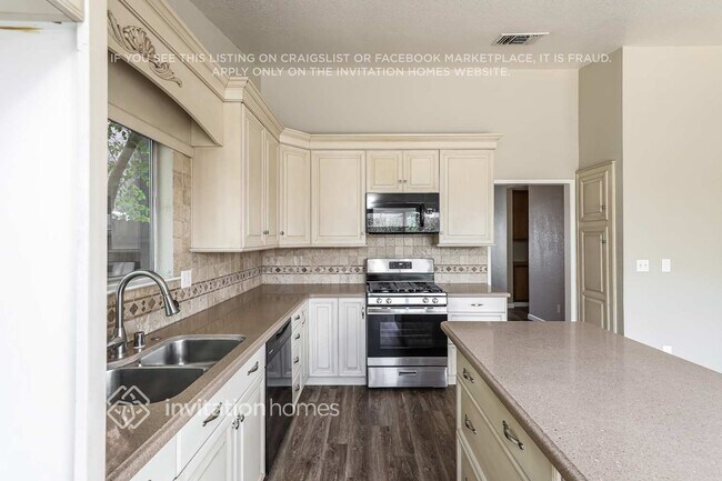 Building Photo - 432 Ogden Way