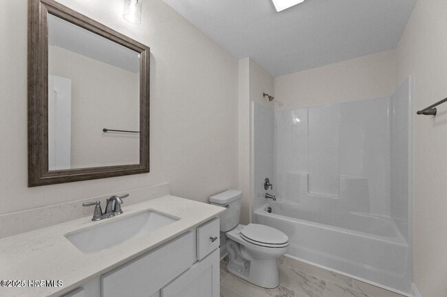 Building Photo - 4504 Laurel Rdg Dr