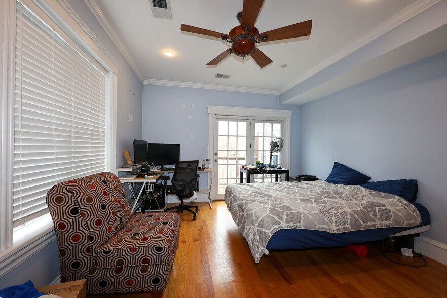 Building Photo - 127 Nonantum St