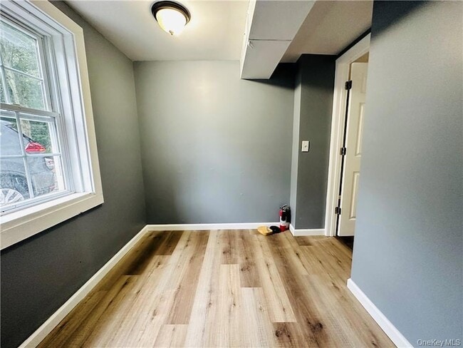 Building Photo - 56 Glenwood Ave