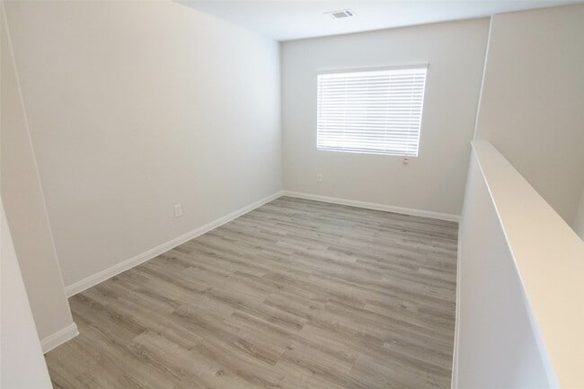 Building Photo - 5615 Gara River Dr