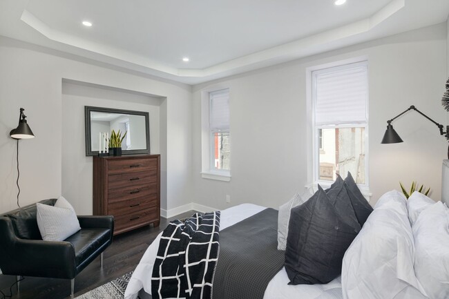 Building Photo - Modern Brewerytown Home