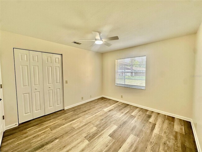 Building Photo - 5638 Struthers Ct