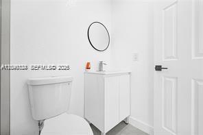 Building Photo - 1301 Sharar Ave