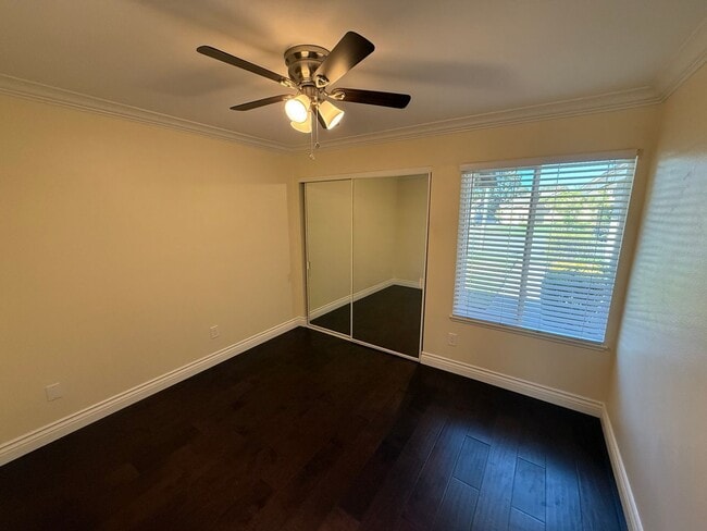 Building Photo - Beautiful Capri Home in Leisure Village