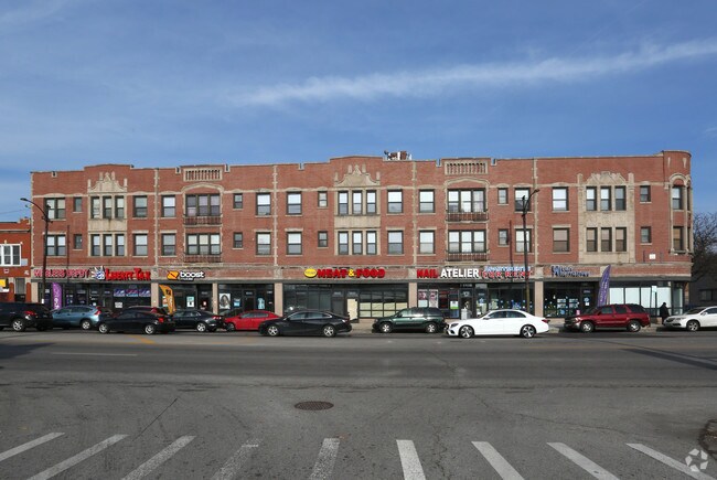 Building Photo - 5932-5950 W North Ave