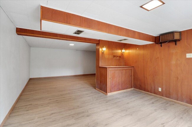 Building Photo - 10747 Gail Ct