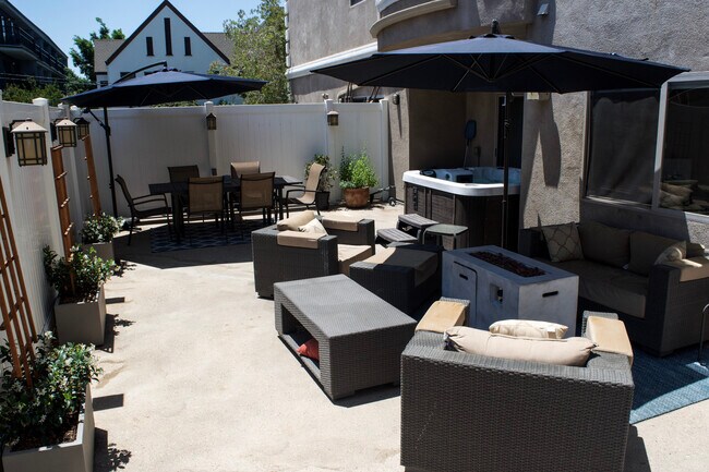 Entirely private patio space, not shared with the building. All outdoor furniture included! - 1410 N Curson Ave