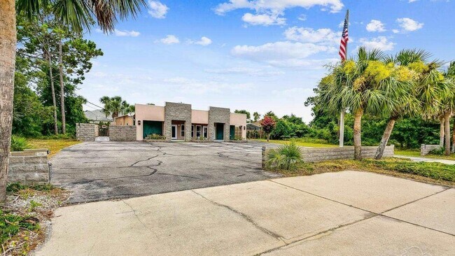 Building Photo - 5406 Arrowhead Rd