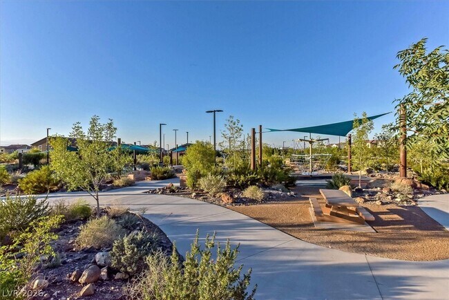 Building Photo - 3228 Brescia Bank Ave