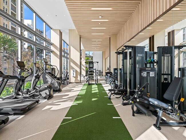 Building Photo - 153 N Seabreeze Blvd