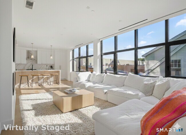 Building Photo - 116 Sherman St