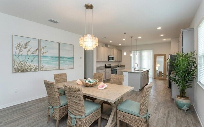 Building Photo - 2952 Marine Grass Dr