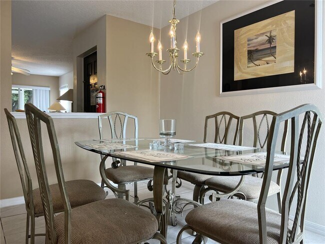 Building Photo - 8805 Grand Palms Cir