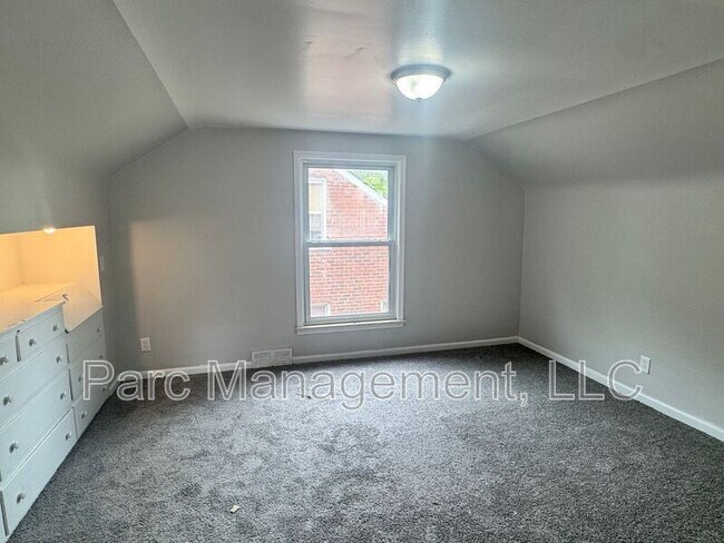 Building Photo - 13574 Mansfield St