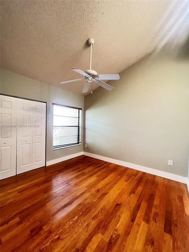 Building Photo - 7512 SW 95th Pl