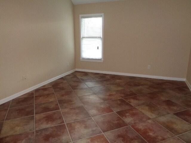 Building Photo - 5181 Marlboro Ct