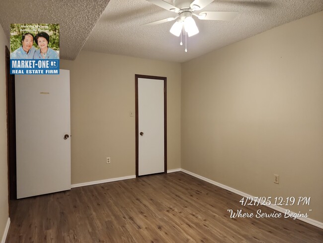 Building Photo - 2810 NE Shelter Creek Dr