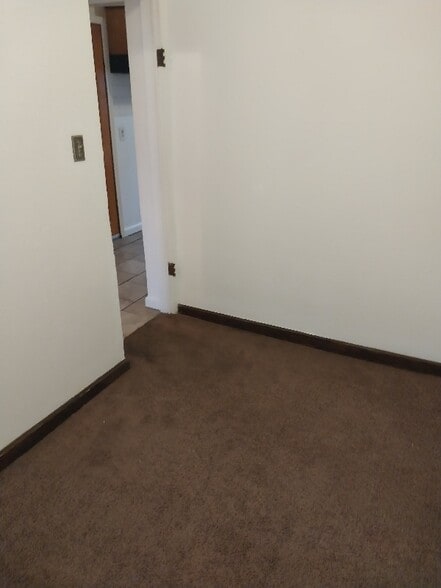 Building Photo - 6923 Classen Ave