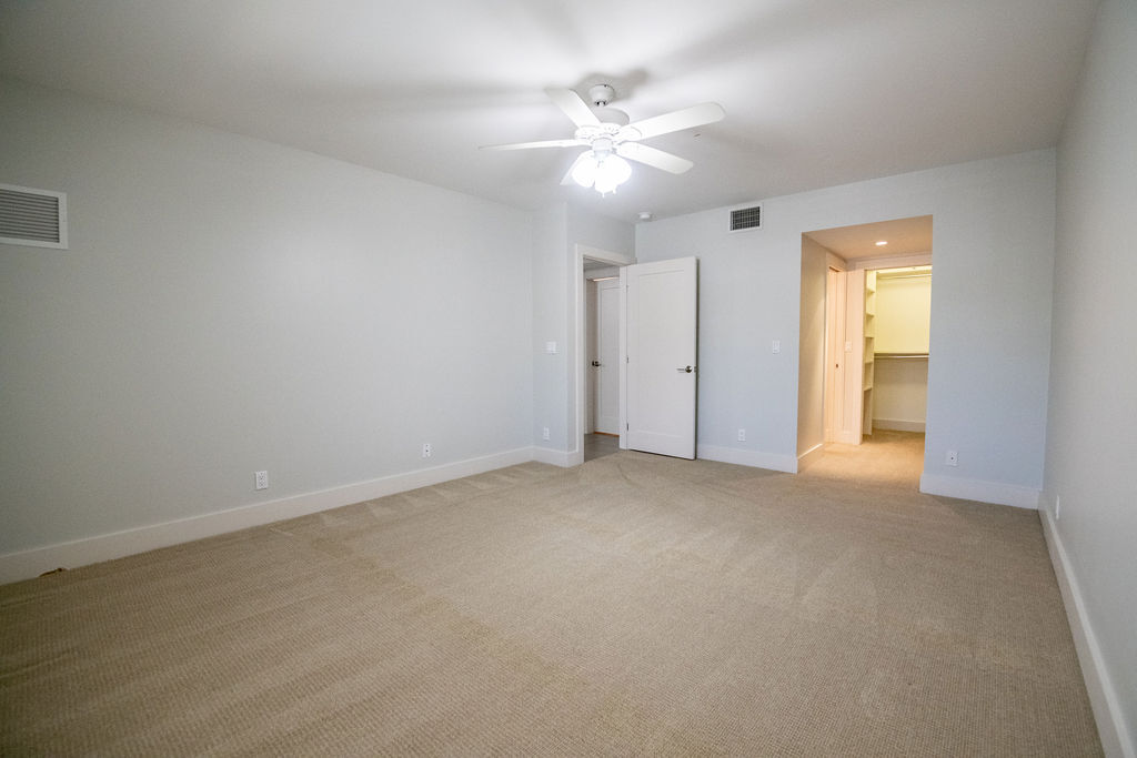 Building Photo - 64 Isle of Venice Dr