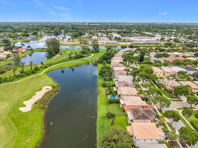 Building Photo - Beautiful Home for Rent in Royal Palm Beach!