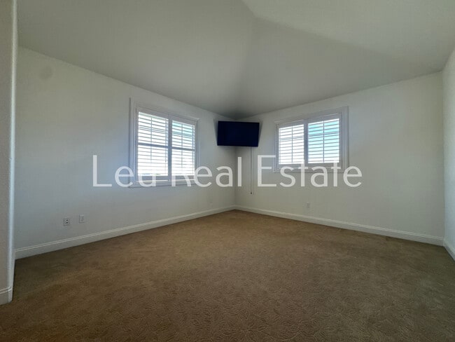 Building Photo - 2630 Giorno Way