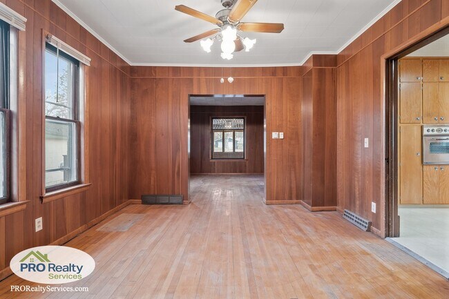 Building Photo - 4 Bedroom Home **50% off January's Rent with a January 2026 Move In**