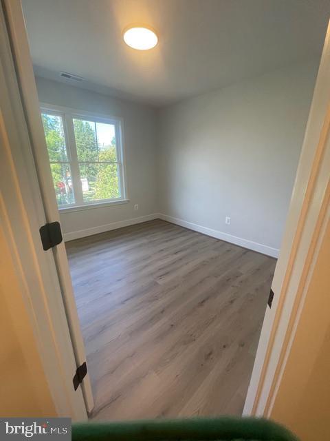 Building Photo - 512 Livingstone St