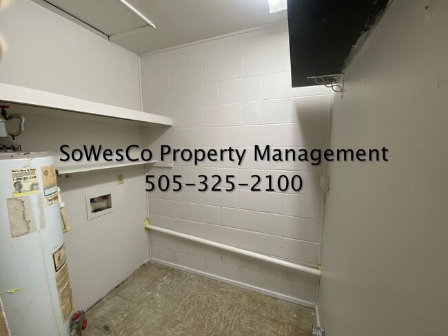 Building Photo - 703 E 23rd St