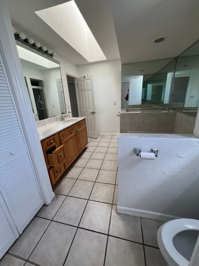 Building Photo - $1,875 ** ANNUAL ** Available 10/15/25 - Newly Renovated ** 3/2 Single Family Home with Oversized...