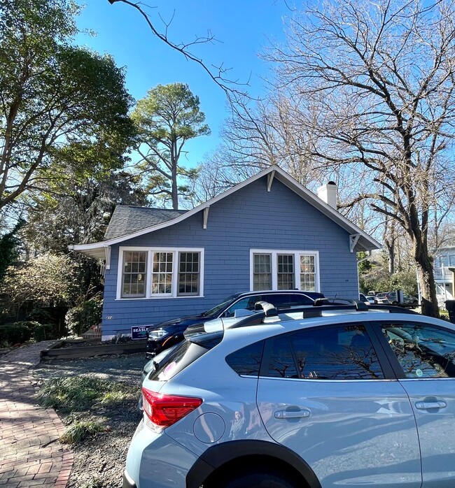 Building Photo - 414 Pittsboro St