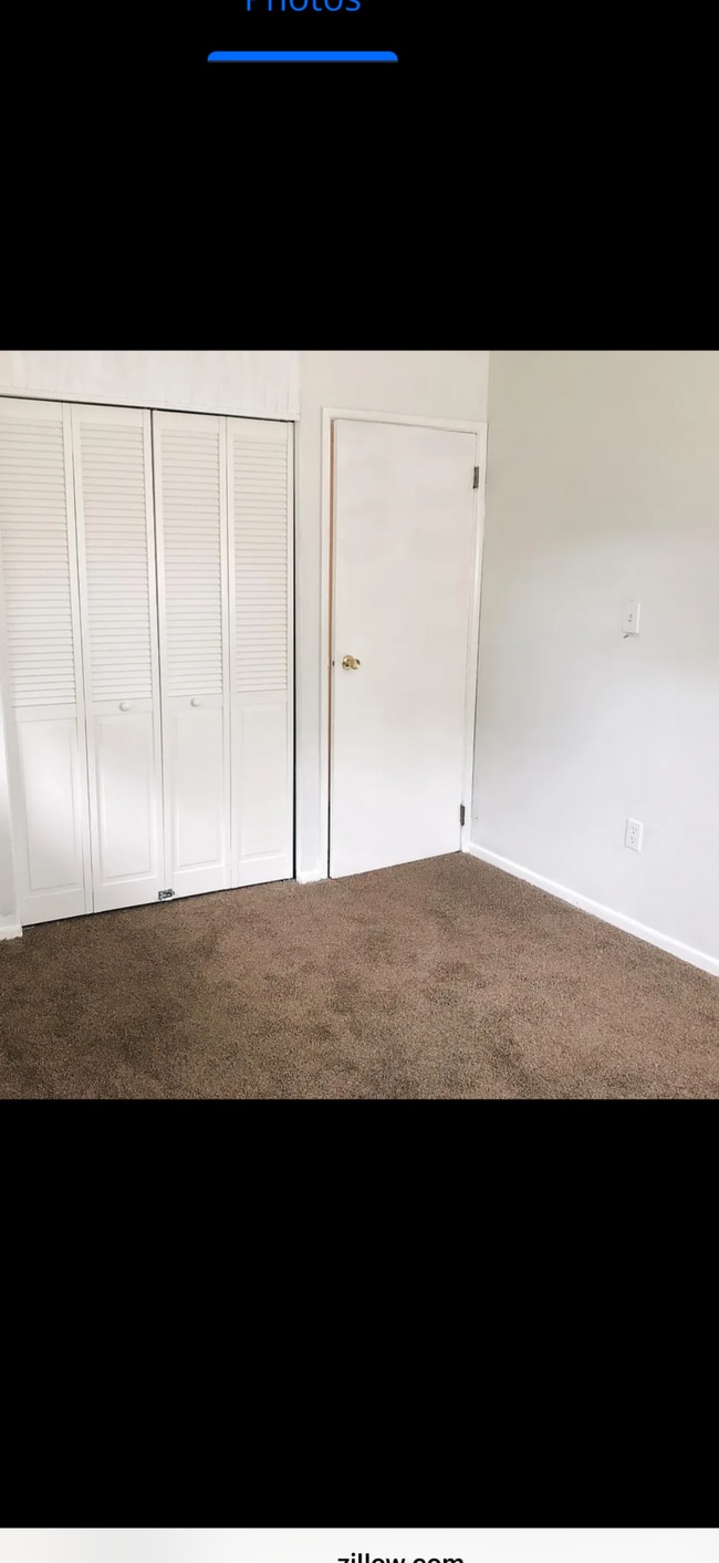 Building Photo - 399 Cedarwood Ct