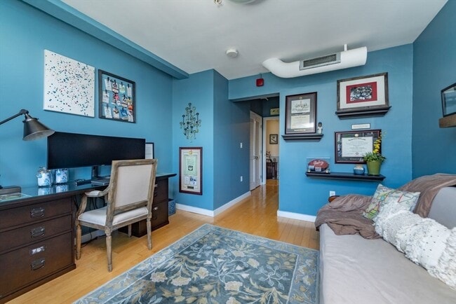 Building Photo - 210 South St