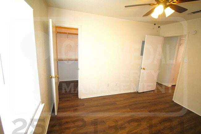 Building Photo - 1708 Windward Dr