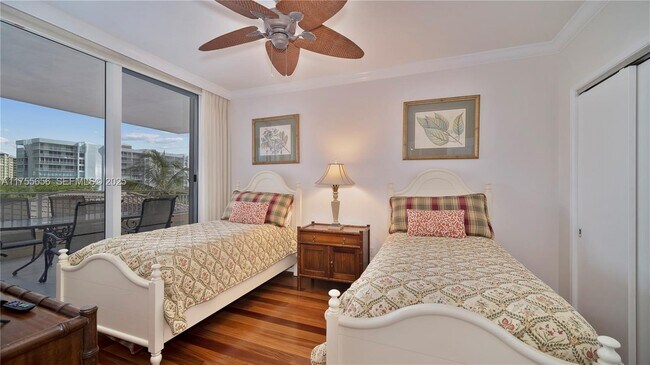 Building Photo - 791 Crandon Blvd