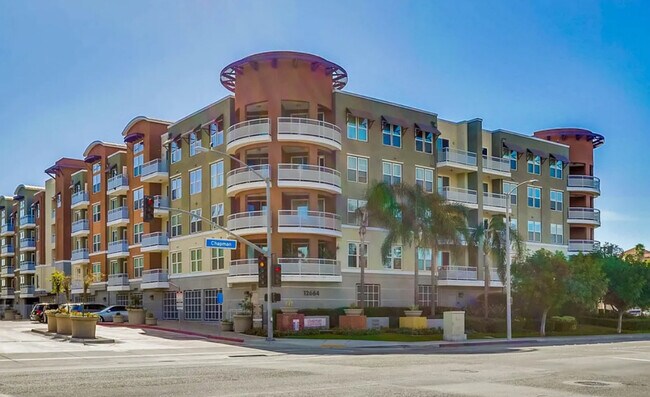 Primary Photo - 12664 Chapman Ave