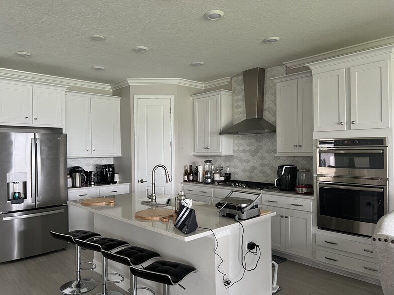 Building Photo - 4628 San Martino Dr