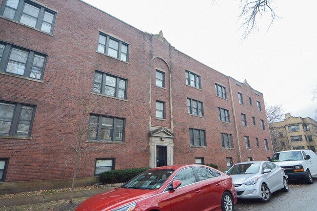 Primary Photo - 919 Crain St
